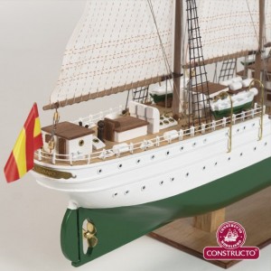 Barco J.S.Elcano 