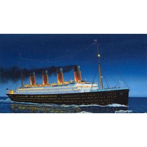 Maqueta RMS Titanic 1:700